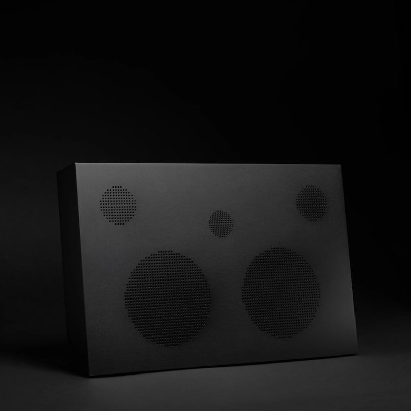Nocs y el oficio de diseñar el sonido. Esta vez se llama Monolith X Aluminum © Ion Kombokis