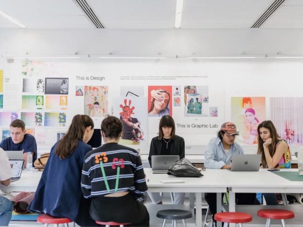 Becas Másters Elisava 2025: 25 becas del 50% del importe de cada máster