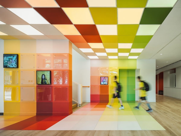 Aulas de música: espacio, sonido y color