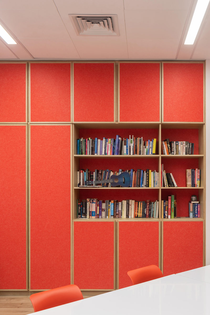 Aulas de música: espacio, sonido y color