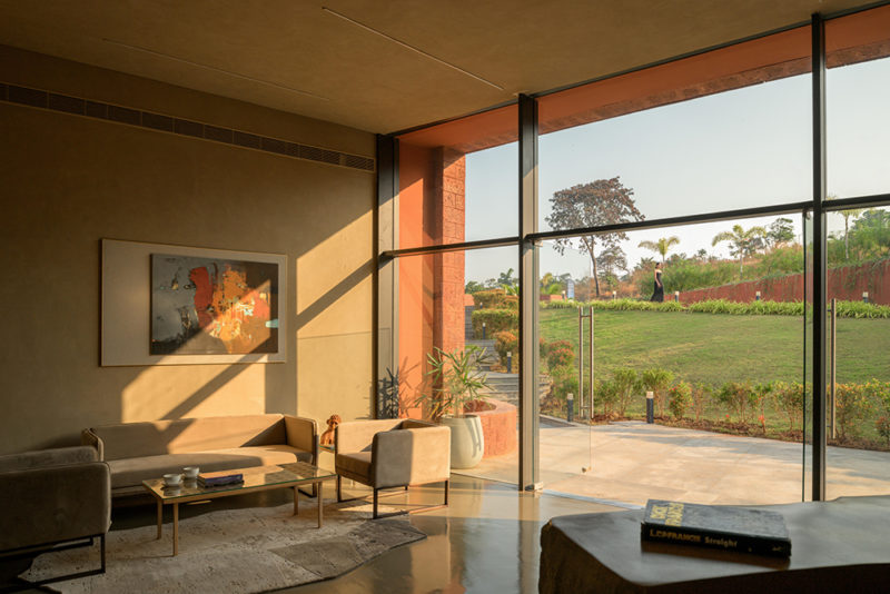 Crest Nine: comunidad y paisaje en India