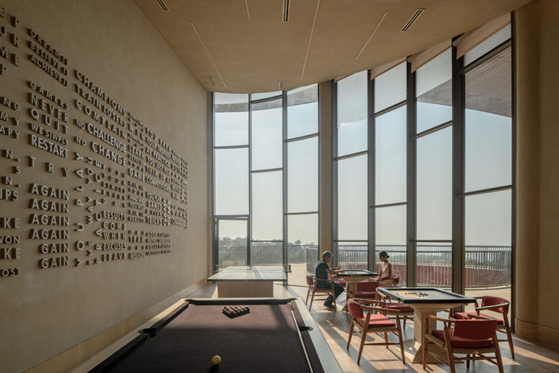 Crest Nine: comunidad y paisaje en India