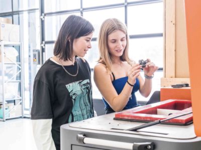 Becas Másters Elisava 2026: 28 becas del 50% del importe de cada máster