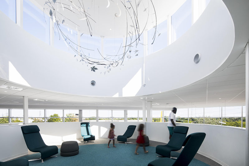 Biblioteca L’Octogone renace en Montreal